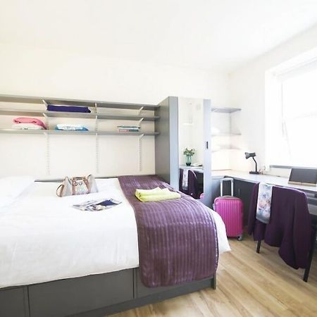 Corrib Village Rooms University Of Голвей Екстер'єр фото